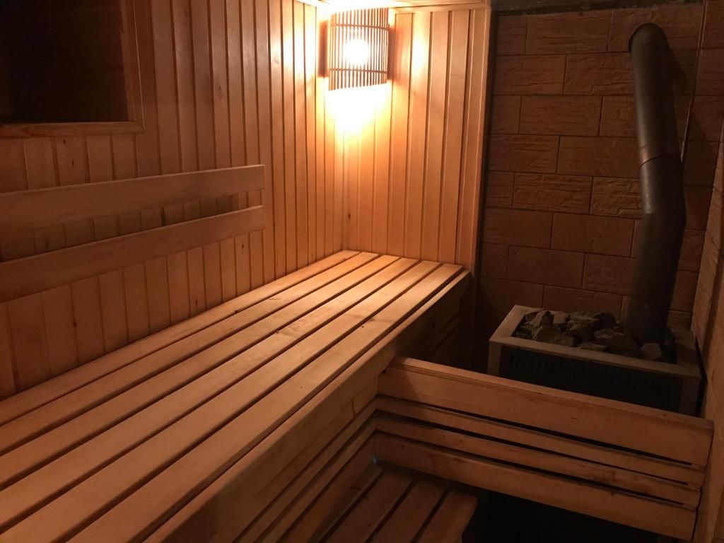 Дома для отпуска Comfortable Cottage with sauna Prigorod Kolozha